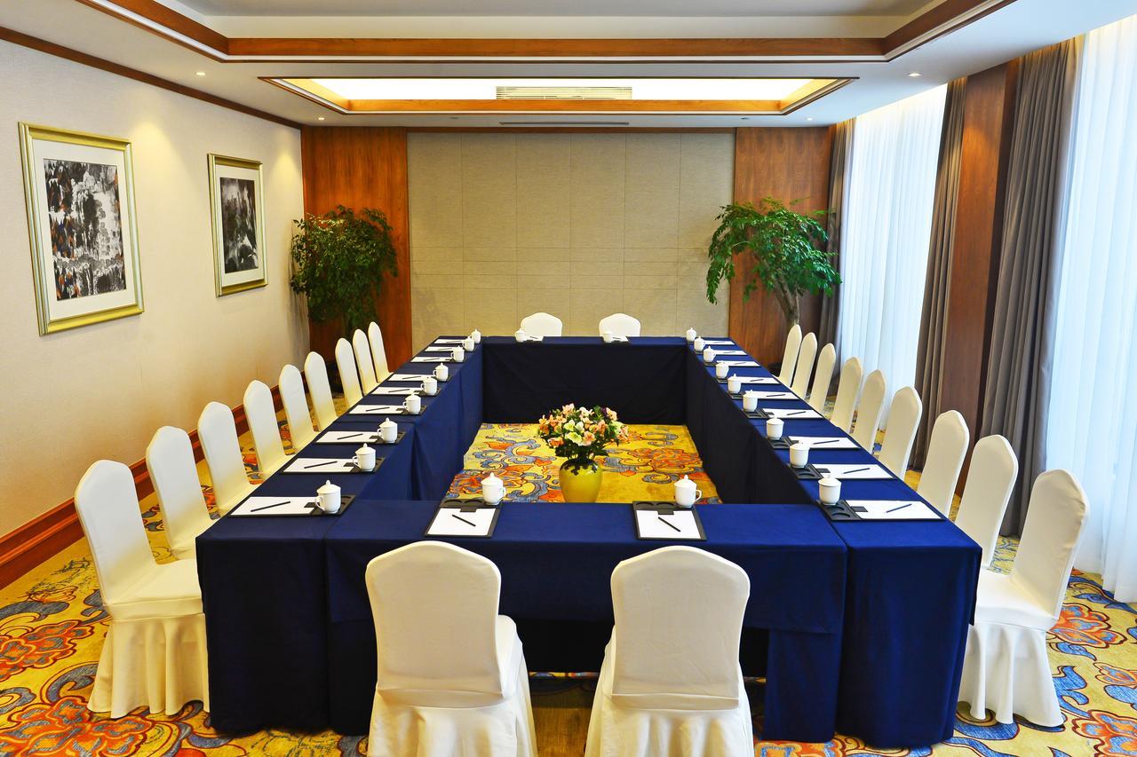 เอสเอสเอดับเบิลยู บูทิก โฮเต็ล หังโจว เฉียนเต่า เลค Hotel Chun'an ภายนอก รูปภาพ